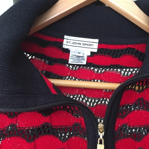 Top - Picture 2 of 4